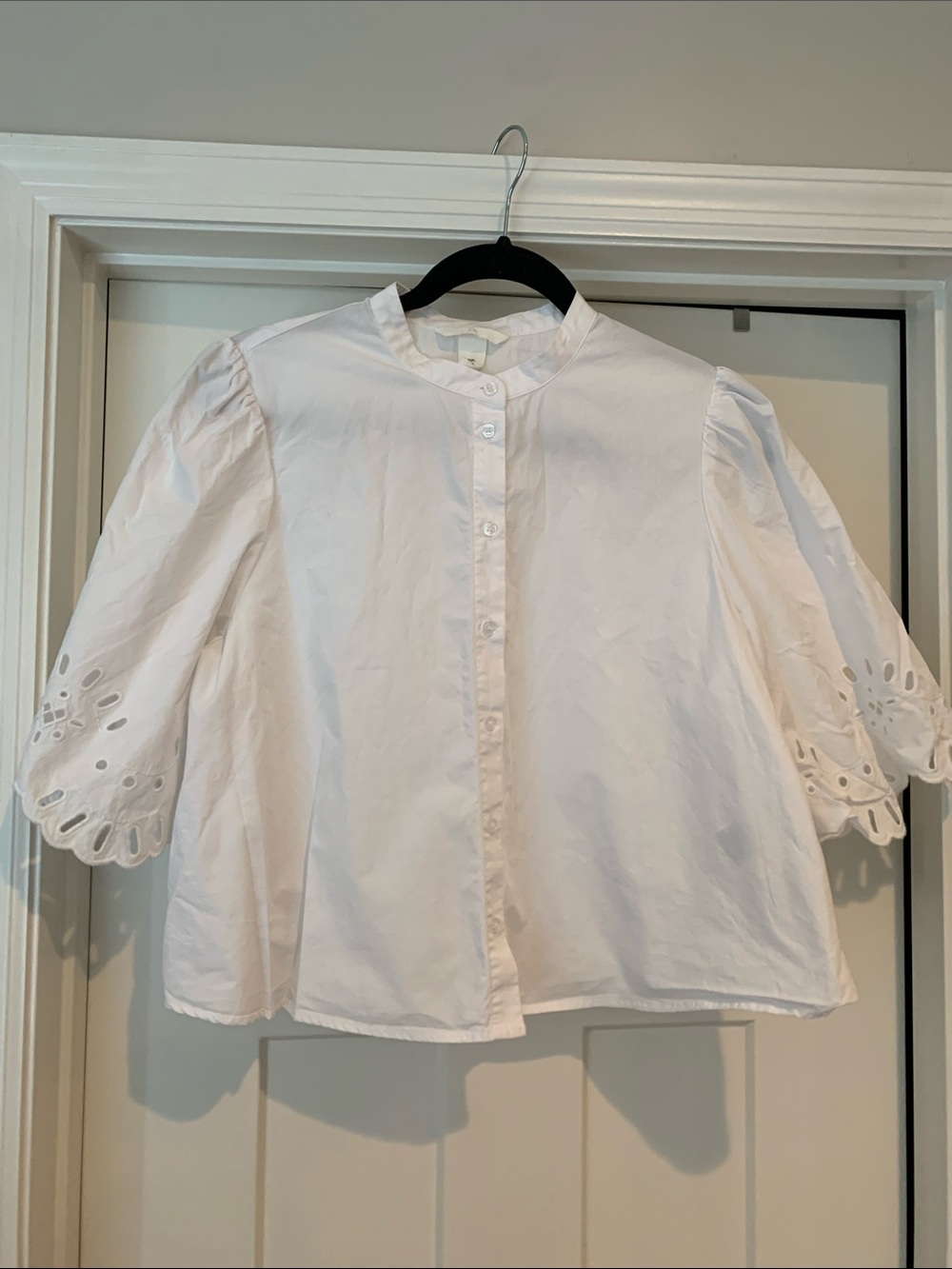 Women’s White Eyelet Puff Sleeve Button-Up Shirt